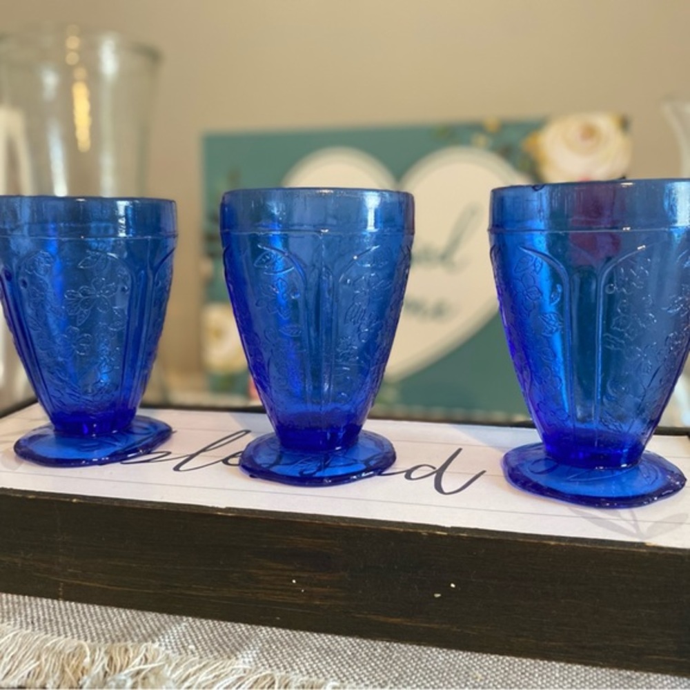 1970’s Cobalt Blue Cherry Blossom Glasses‎